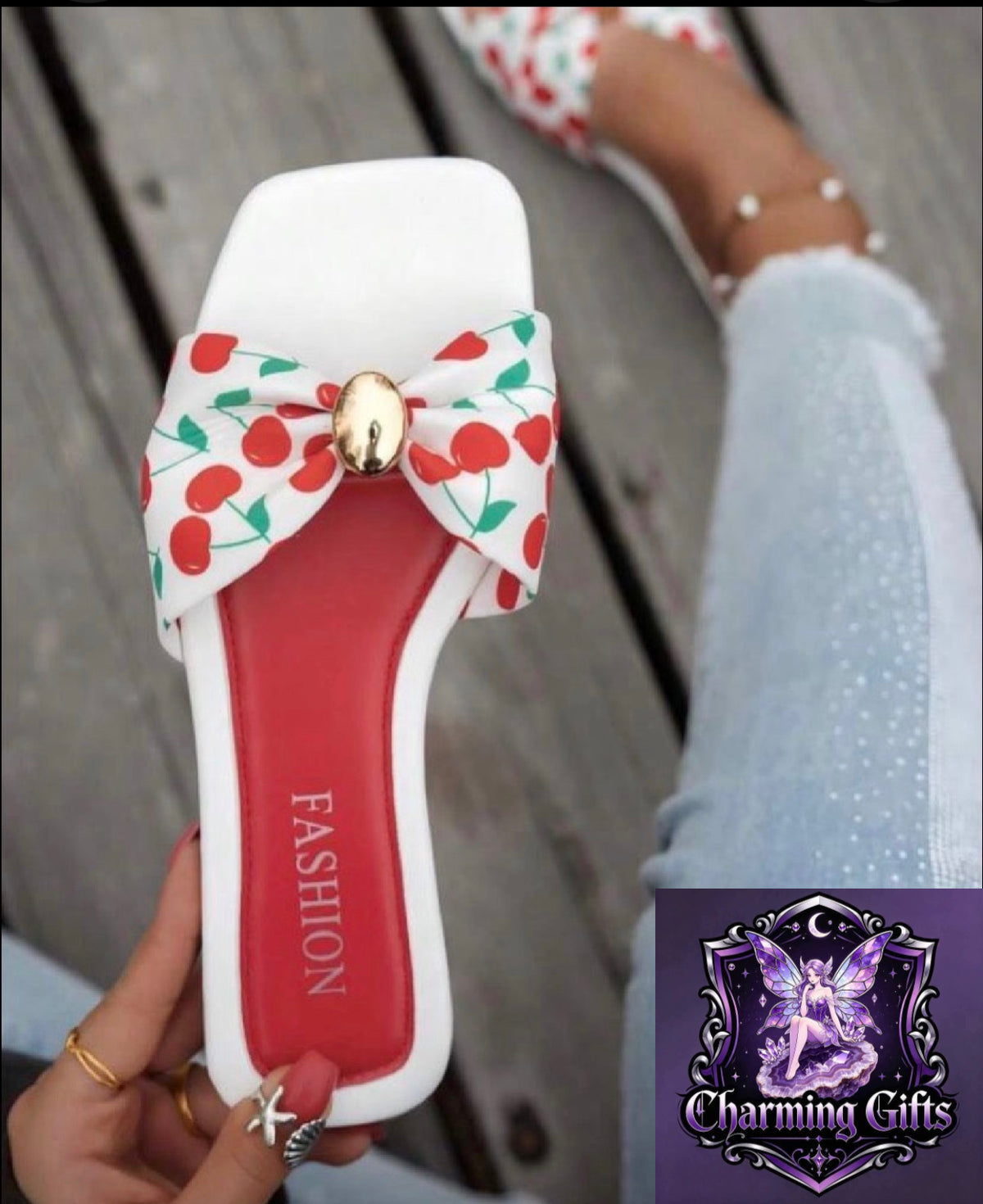 New Arrival Women's Cherry pattern Sandals, Flat Square Toe Design, Fresh Bow Accent, High-End Gold-Tone Hardware, Slip-On Style, Lightweight & Comfortable, Mix & Match , Suitable For Home, Spring/Summer Outdoor, Street Fashion Beach Slippers