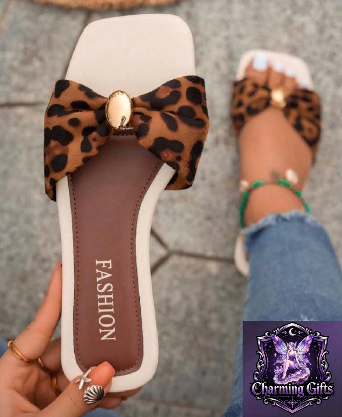 New Arrival Women's leopard print Sandals, Flat Square Toe Design, Fresh Bow Accent, High-End Gold-Tone Hardware, Slip-On Style, Lightweight & Comfortable, Mix & Match , Suitable For Home, Spring/Summer Outdoor, Street Fashion Beach Slippers