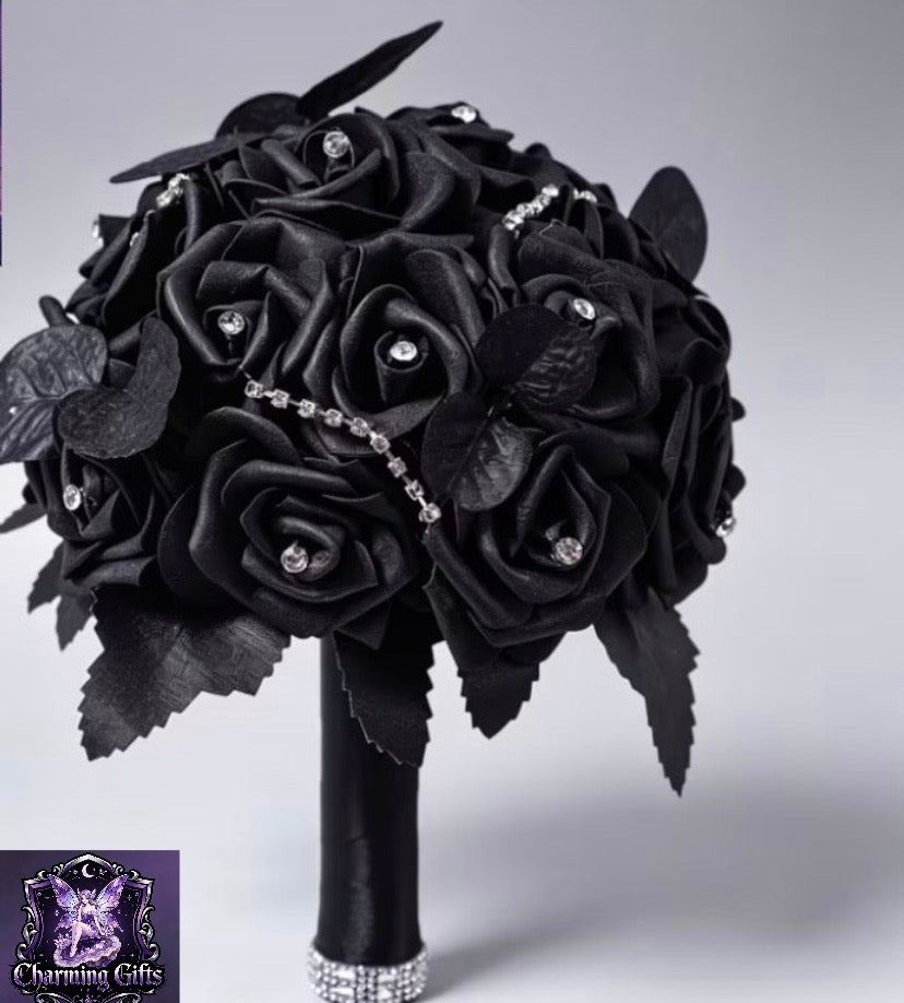 Black Gothic Bridesmaid Bouquet, for halloween Gothic-Style Bridal Bouquet with Rhinestones And Handle, Rose Wedding Bouquet, Perfect for Halloween, Anniversaries, And Weddings (Black)