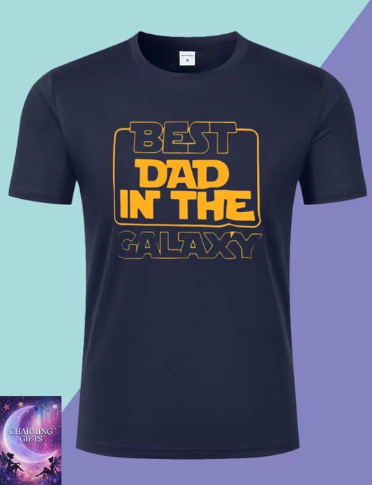 Men's Short Sleeve T-Shirt with Best Dad in the Galaxy Print, Casual Comfortable Breathable Top, Suitable for Daily Wear Outdoor Sports, Soft Skin-Friendly Machine Washable, Perfect for Football