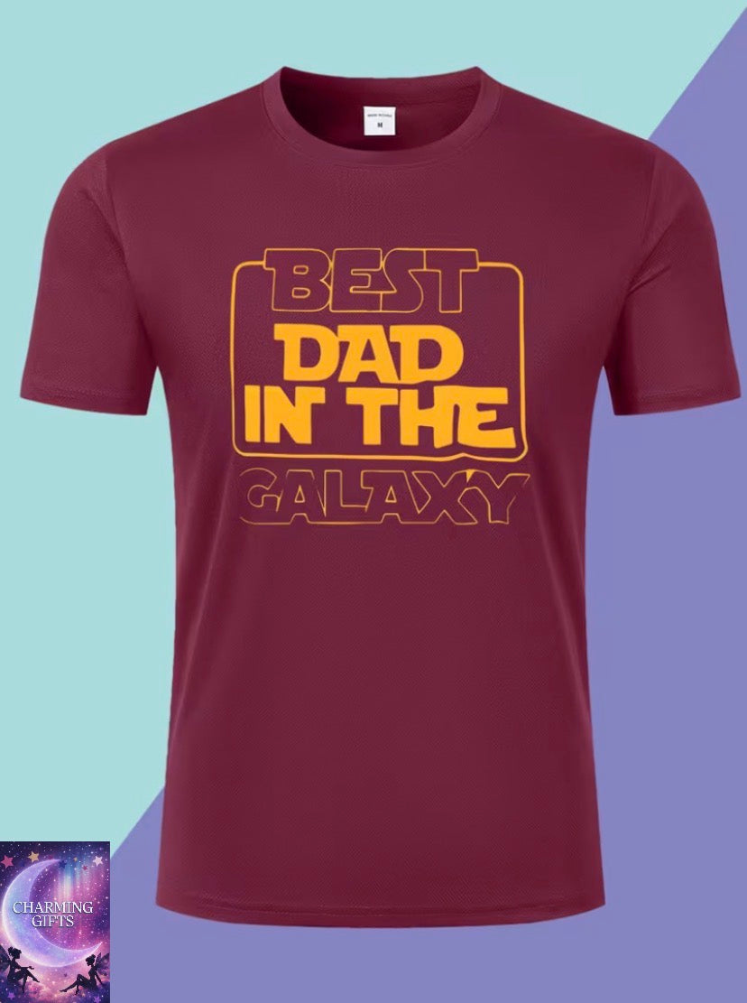 Men's Short Sleeve T-Shirt with Best Dad in the Galaxy Print, Casual Comfortable Breathable Top, Suitable for Daily Wear Outdoor Sports, Soft Skin-Friendly Machine Washable, Perfect for Football