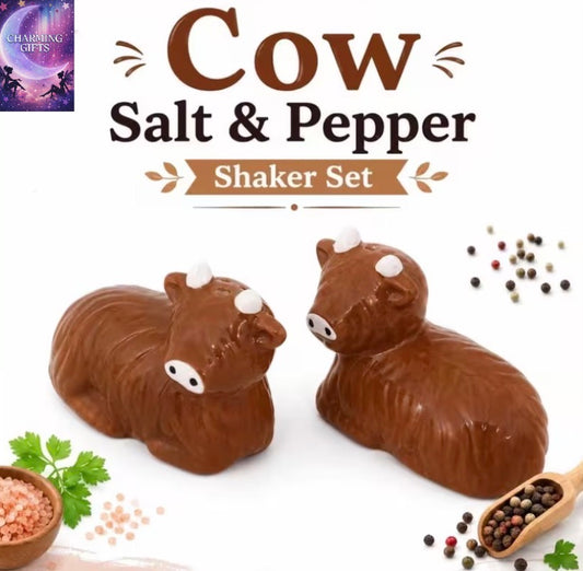Highland Cow Salt & Pepper Shaker Set, Ceramic Seasoning Pots, Decorative Kitchen Table Condiment Set, Farmhouse Dining Accessories