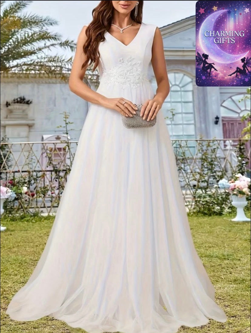 Elegant White Tulle Wedding Dress with V-Neck & Halter Neckline - Waist Embellished with Sequin Embroidery, Flowing Hemline, Fitted Silhouette for Weddings & Formal Events, Wedding Dresses for Bride, Event Elegance, Sophisticated Craftsmanship