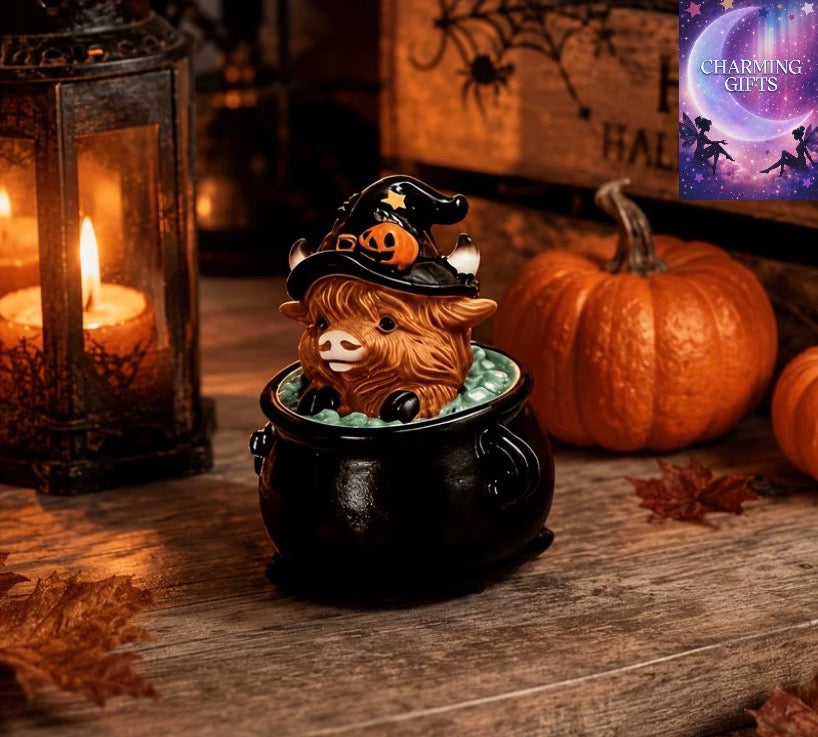 🎃 Halloween Highland Cow Collectible Figurine 🐄✨