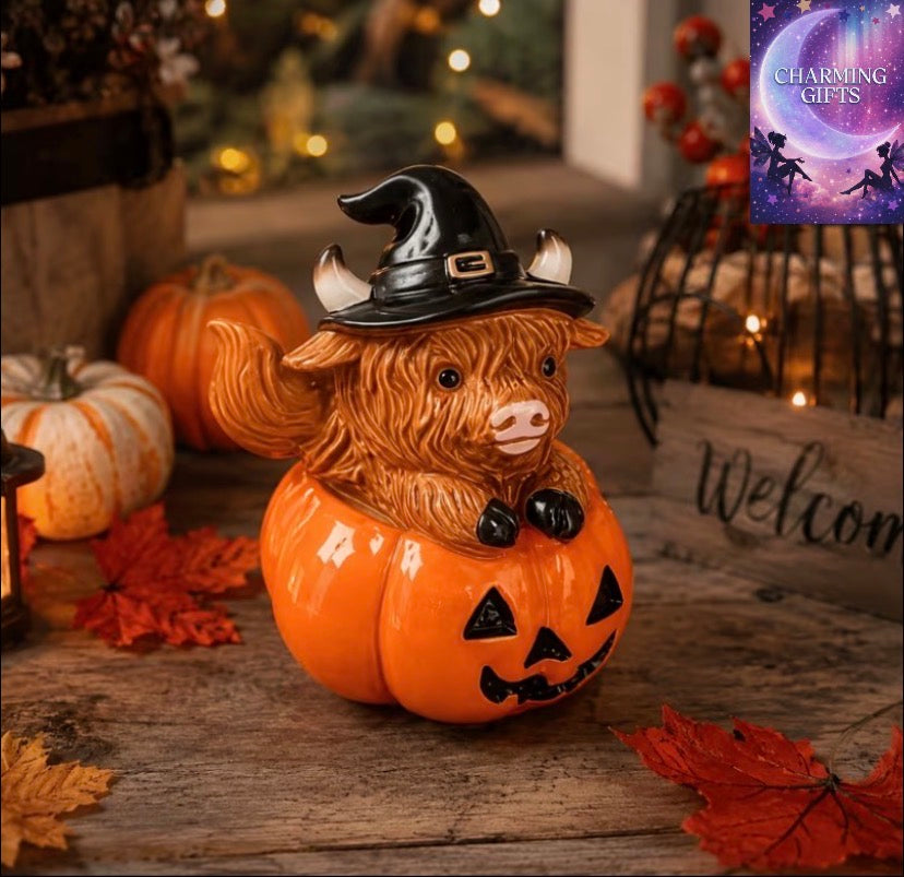 🎃 Halloween Highland Cow Collectible Figurine 🐄✨