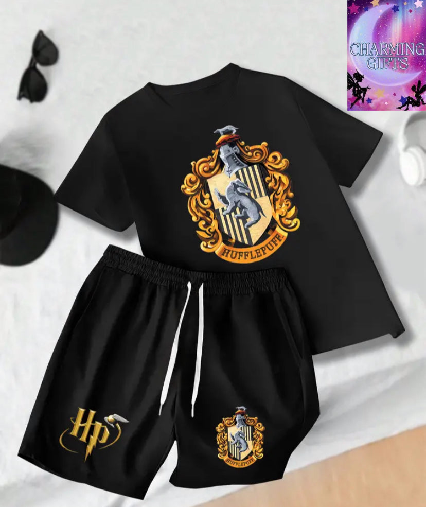 2025 unisex Set Short Sleeve Shorts, Warner Bros. Licensed, Harry Potter Hufflepuff House Crest Cartoon Print Summer Shorts Fun T-Shirt Two-Piece Set Anime Cartoon Charm unisex Clothing Suitable for School Commute Holiday Outing Travel Concert Party Out