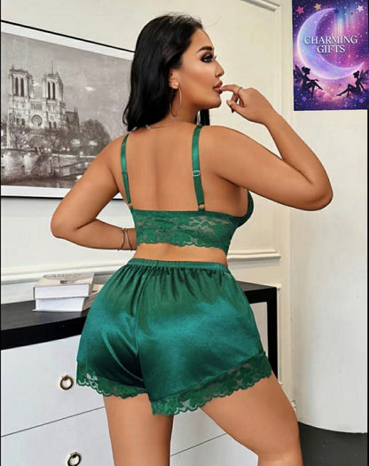 Plus Size Contrast Lace Patchwork Wire-Free Comfort Bra and Panty Set