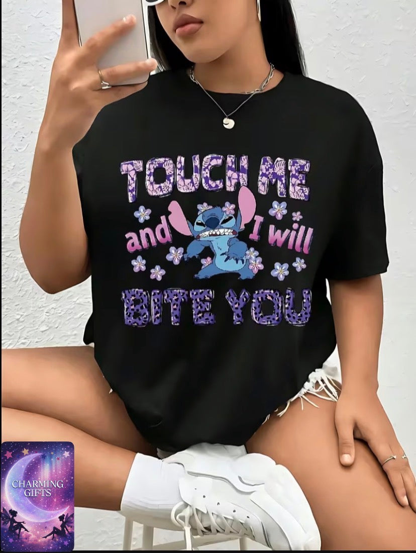 [Plus Size Cartoon Print Tee] Polyester Knit Women's Plus Size Casual T-Shirt - "Touch Me and I Will Bite You" Cartoon Print, Black Short Sleeve Crew Neck with Slight Stretch, Summer Loose Fit Oversized Tee